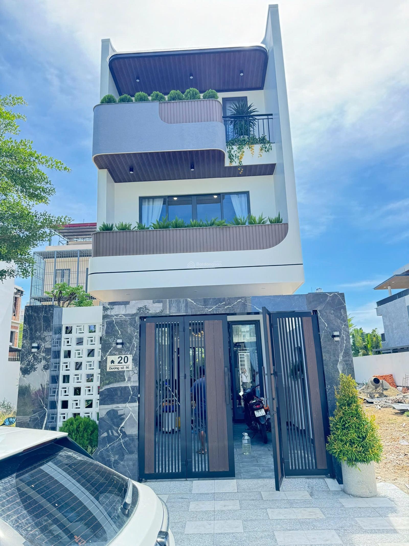 Nhà mới đẹp KDT Mỹ Gia Thái Hưng Nha Trang đường thông dt 100m2 giá 8ty550