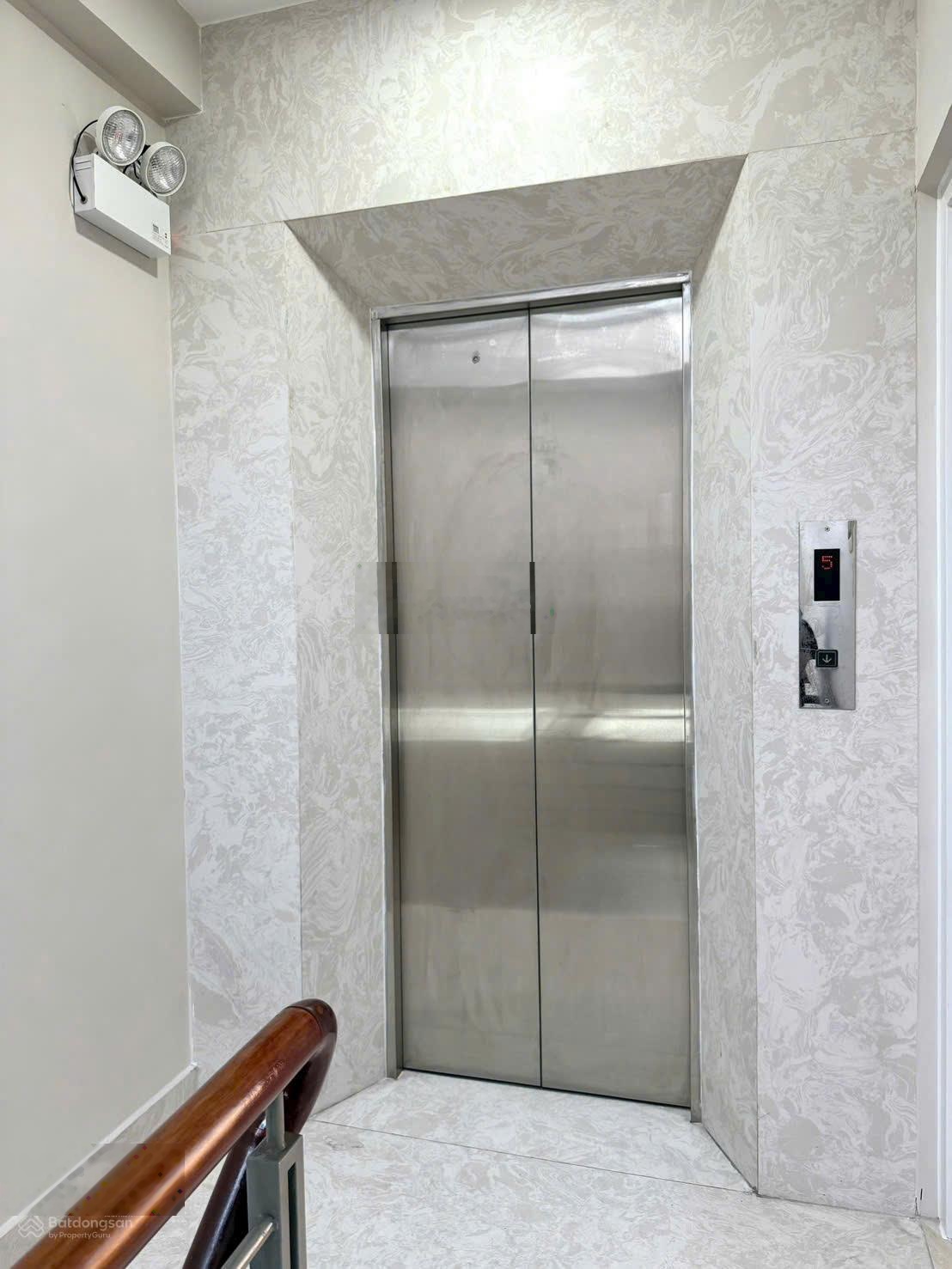 Nhà đẹp! Villa mini Phạm Viết Chánh, Q1. (6 x 17m) vuông vức - KC 5 tầng, thang máy - Chỉ 29,5 tỷ