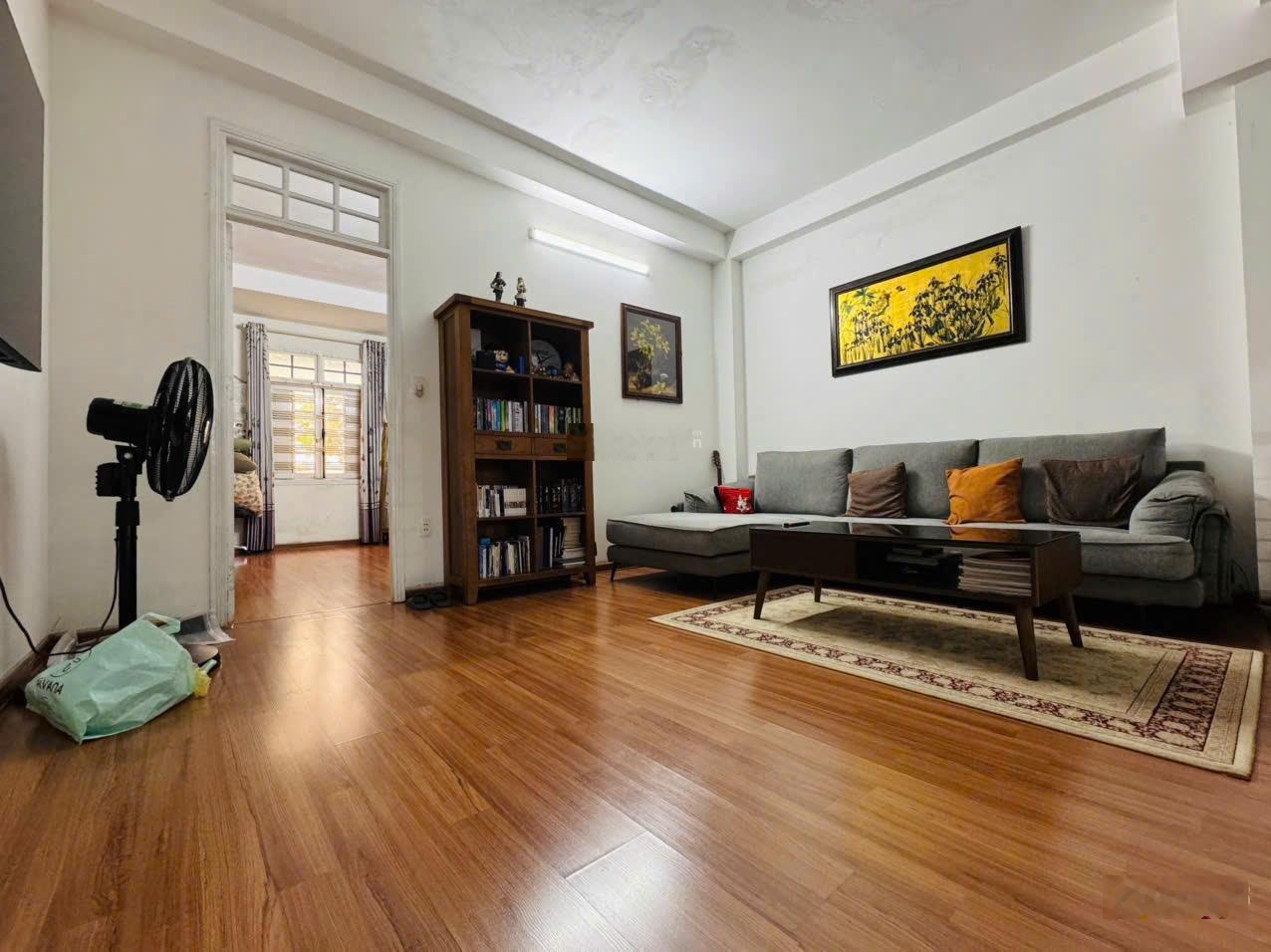 Bán nhà 3 tầng 3 mê MT đường Dũng Sĩ Thanh Khê , Gần biển Nguyễn Tất Thành, DT 5x20m