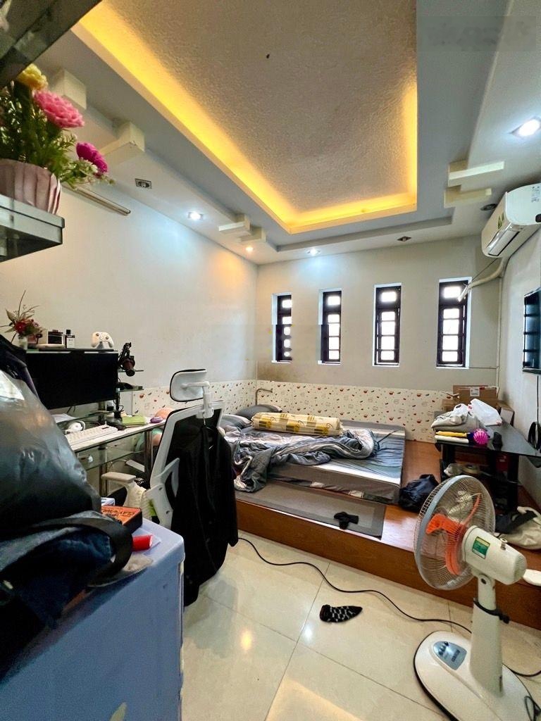 Cạnh chợ rạch ông - 54m2 nhà 4 tầng sân thượng 4pn chỉ 6.8 tỷ