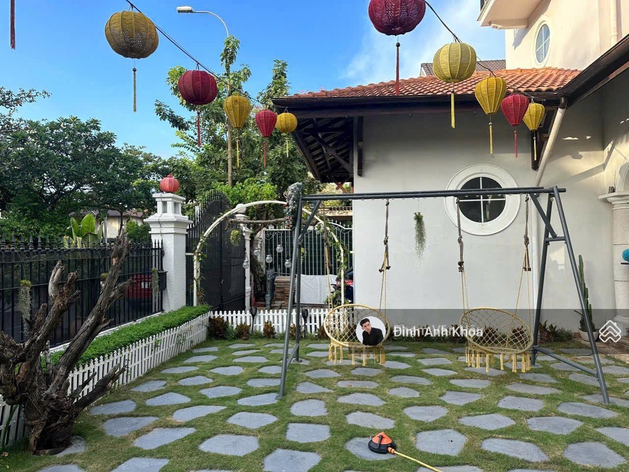 Siêu phẩm biệt thự đẹp Compound Thảo Điền 1, góc 2 MT Nguyễn Văn Hưởng - Thảo Điền - DT: 22x30m