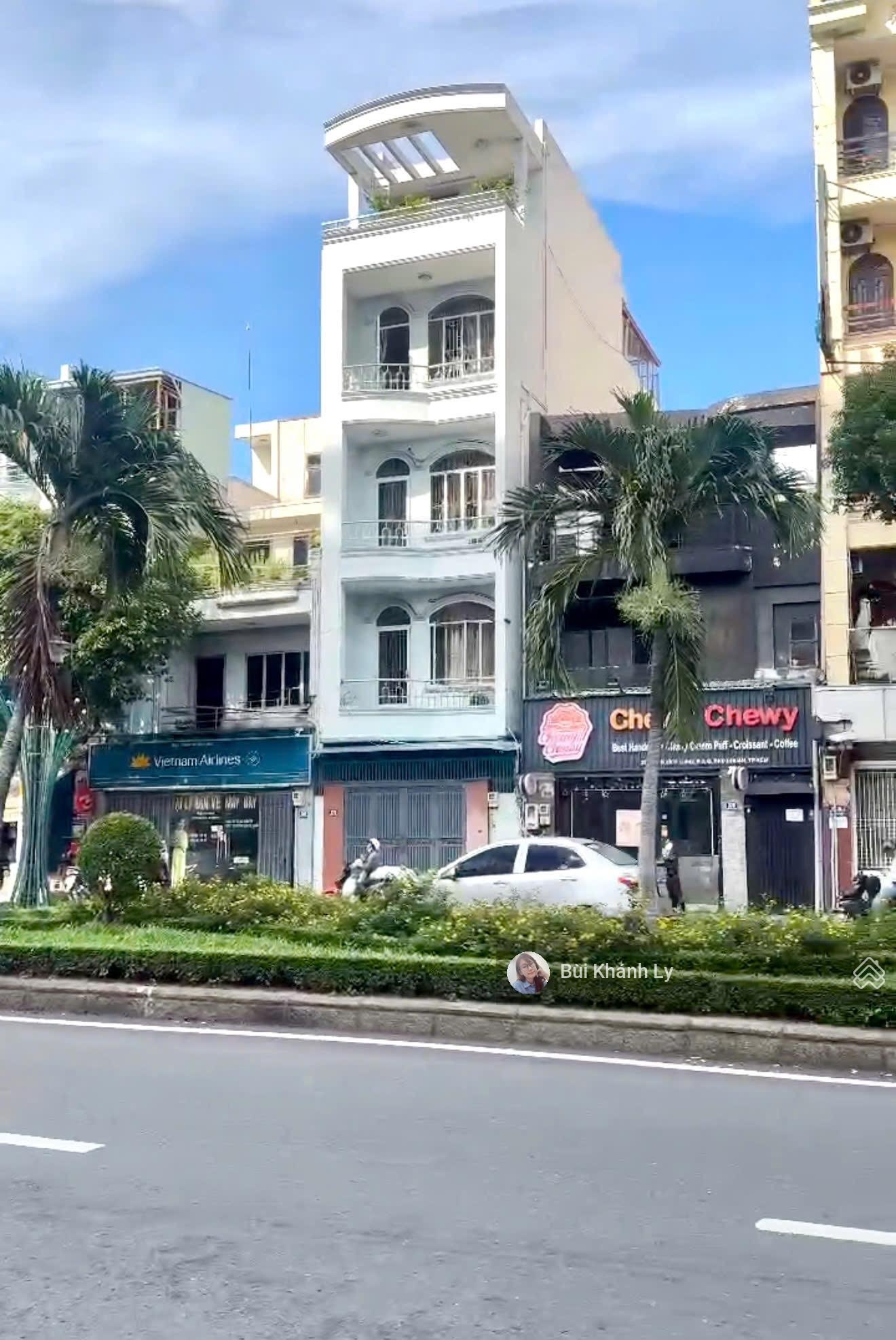 Nhà phú nhuận hẻm xe hơi thông khuvip phan xích long 4 tầng ngay sân bay