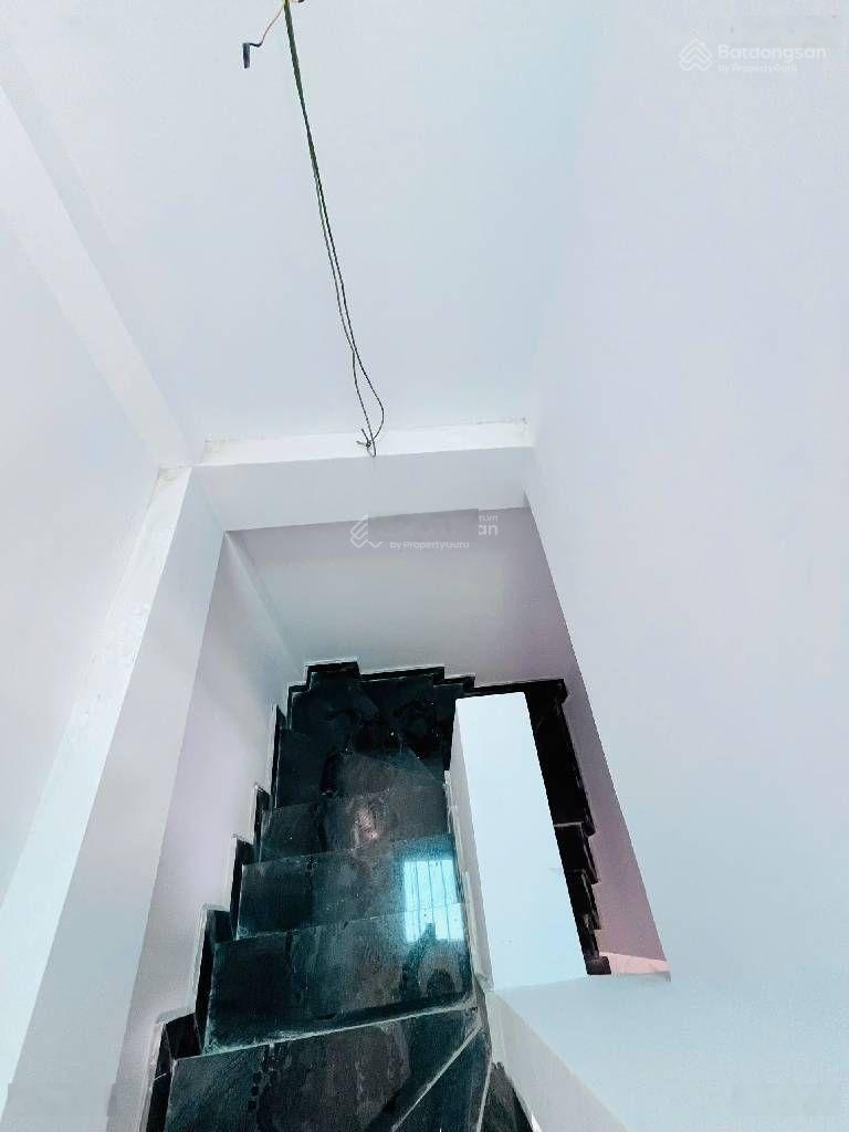 Hơn 31m², nhỉnh 3 tỷ gần cầu chà và (phú định) nhà mới nở hậu q.8 0918846608