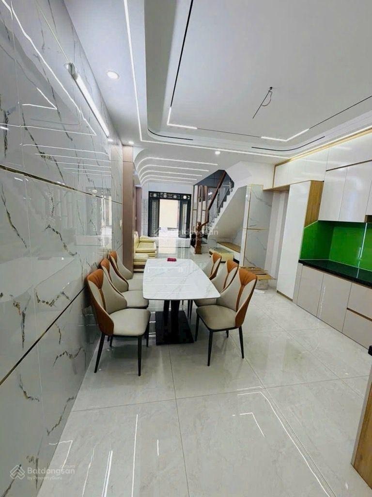 Bán nhanh nhà mới. 64m2 .4 tầng .5 tỷ hơn.sổ vuông vức. 6m thông. đường số 7. tên lửa. p.an lạc