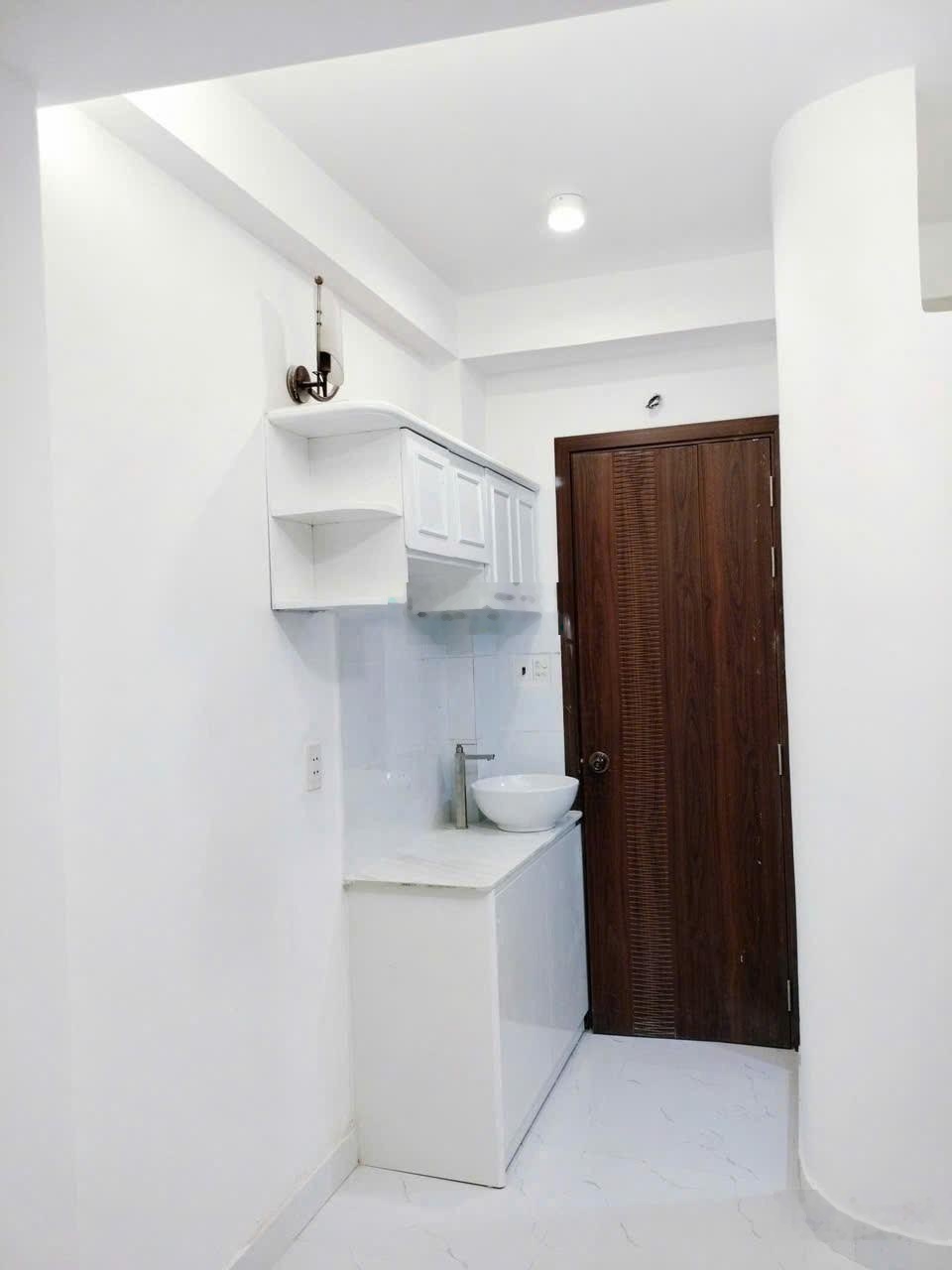 Bán nhà trần quang khải trung tâm quận 1, dt 40m2 6 tầng 8pn tạo dòng tiền thu nhập tốt