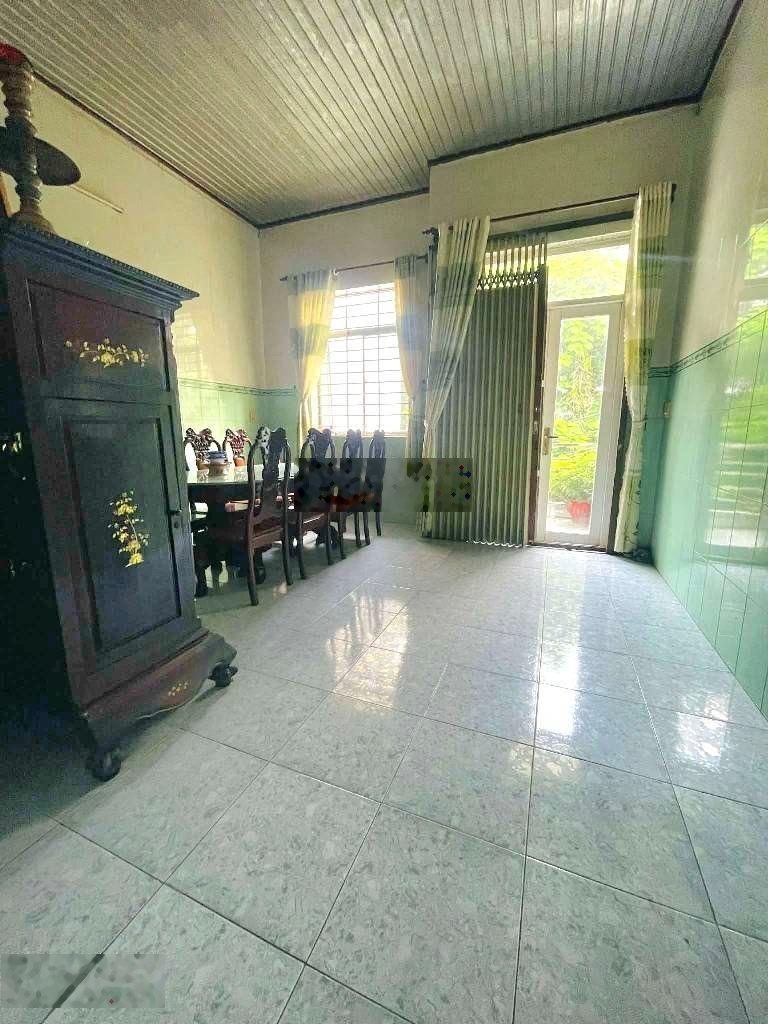 Tân phú - lê trọng tấn - hẻm oto - ngay trường đh công nghiệp thực phẩm - 93m - 2 tầng nhỉnh 8 tỷ.