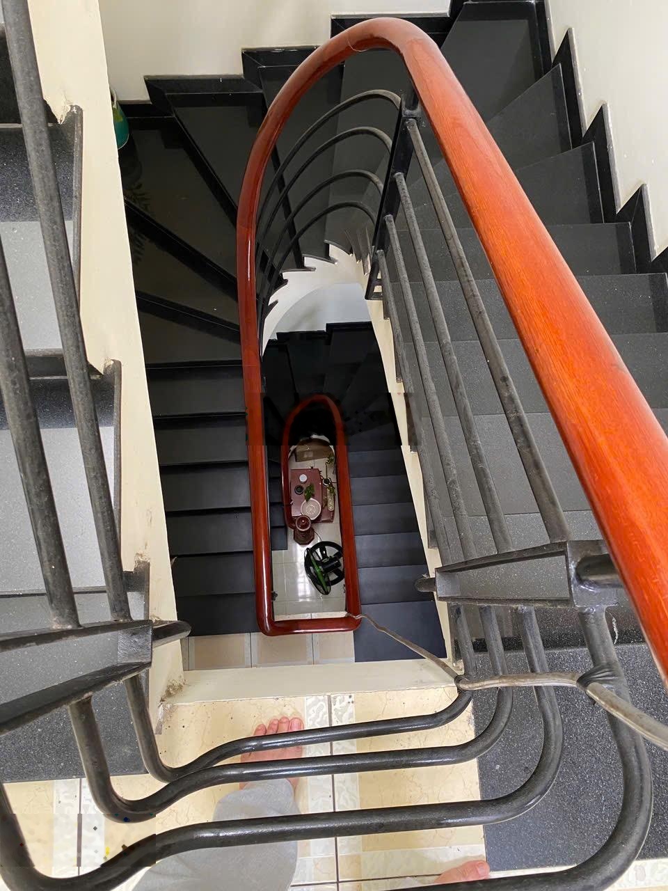 Bán Nhà Riêng tại hẻm 458 Huỳnh Tấn Phát, 5.7 tỷ, 42,4m2, view đẹp, uy tín