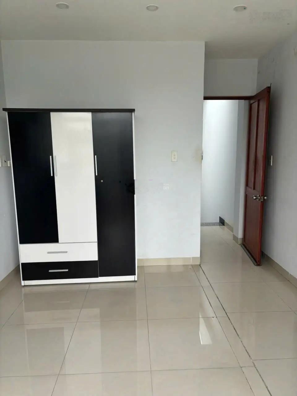 Căn hiếm tầm giá Phú Nhuận! Bán MT 6 tầng chỉ 17,5 tỷ -thang máy Trần Huy Liệu giáp Q3 gần sân bay