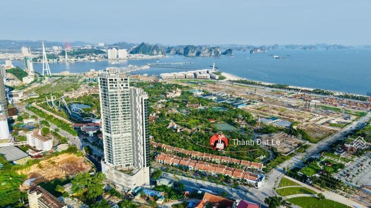 Do chuyển định cư, cần bán căn studios 48m2 view biển mặt đường trung tâm du lịch Bãi Cháy, Hạ Long