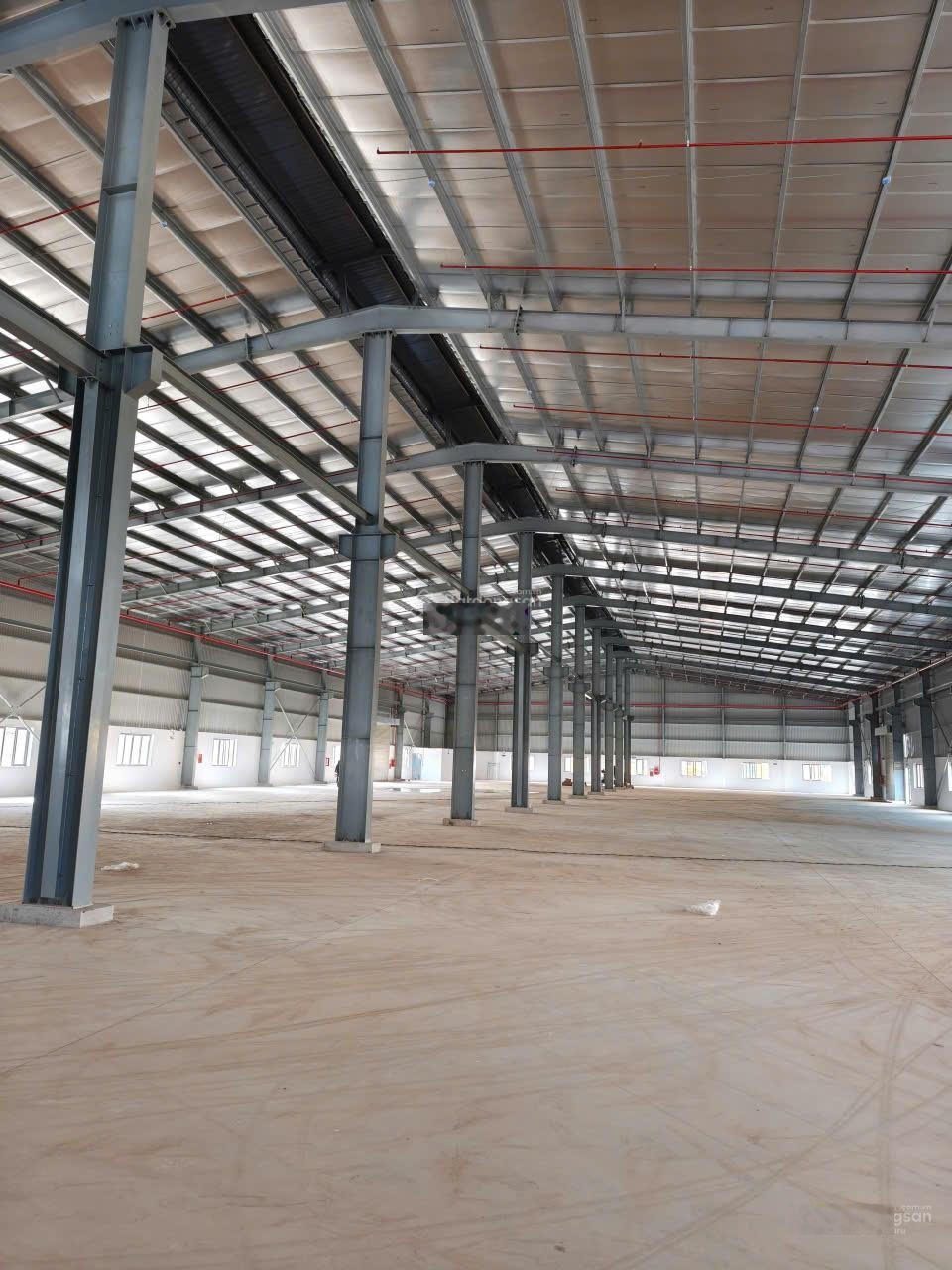 nhà xưởng 1900m2 KCN Đức Hòa cho thuê 90tr/tháng lâu dài