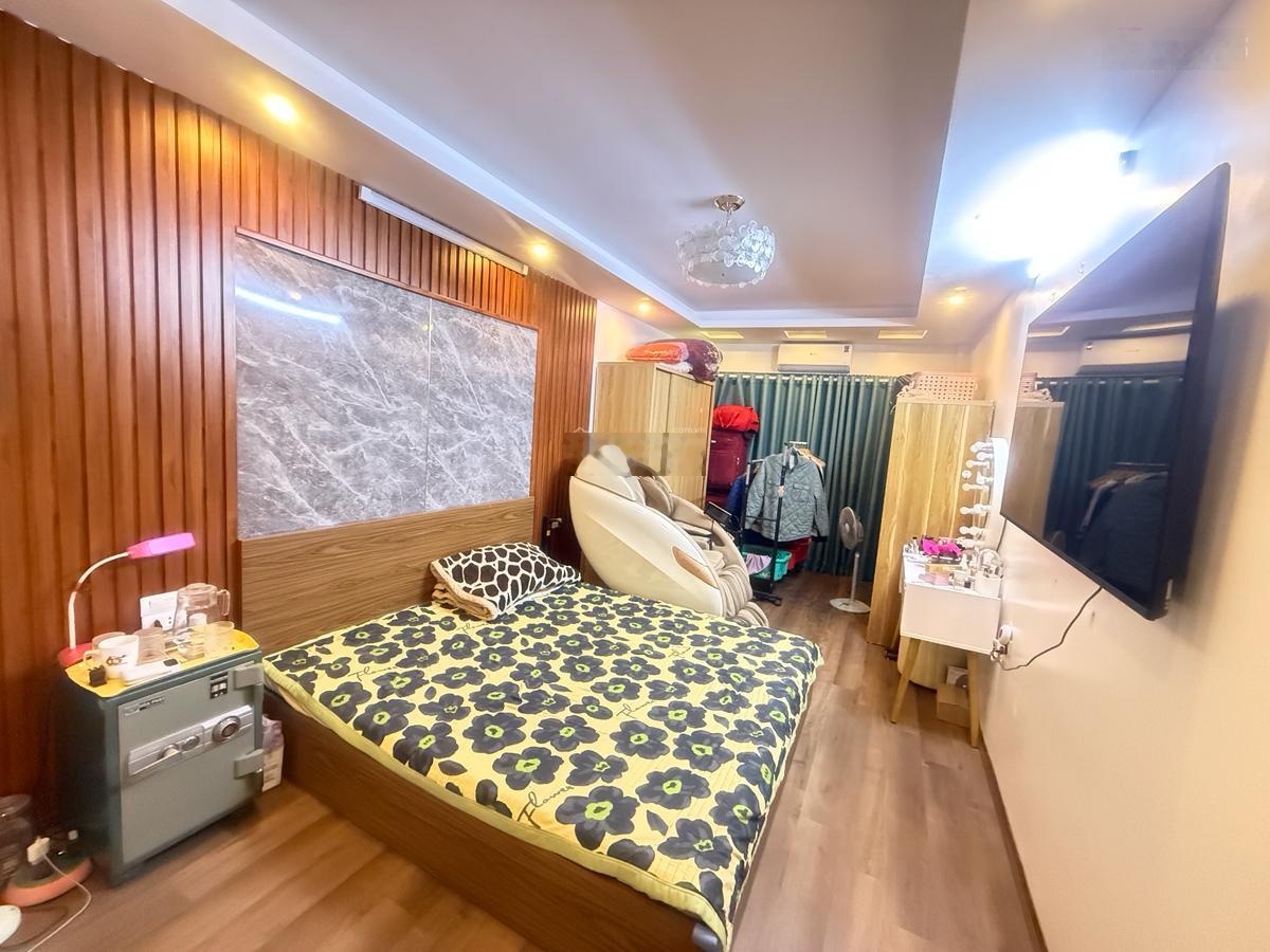 Vĩnh hưng- thanh lân- cách 1 nhà ra phố- nhà đẹp đón tết bính ngọ