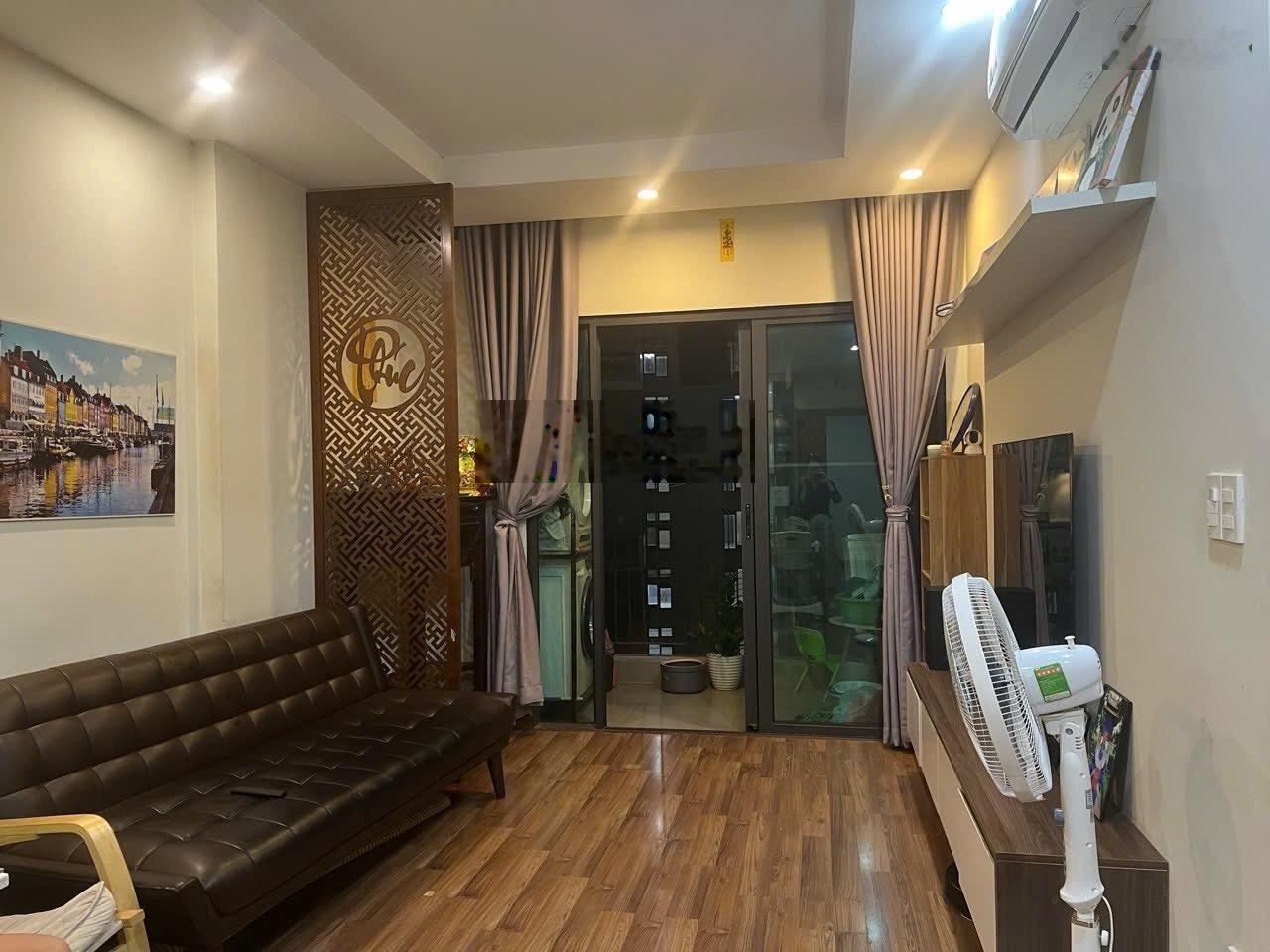 Bán gấp CH 3PN, 2WC, 104m2 tại Iris Garden, Nam Từ Liêm, Hà Nội, 9,3 tỷ