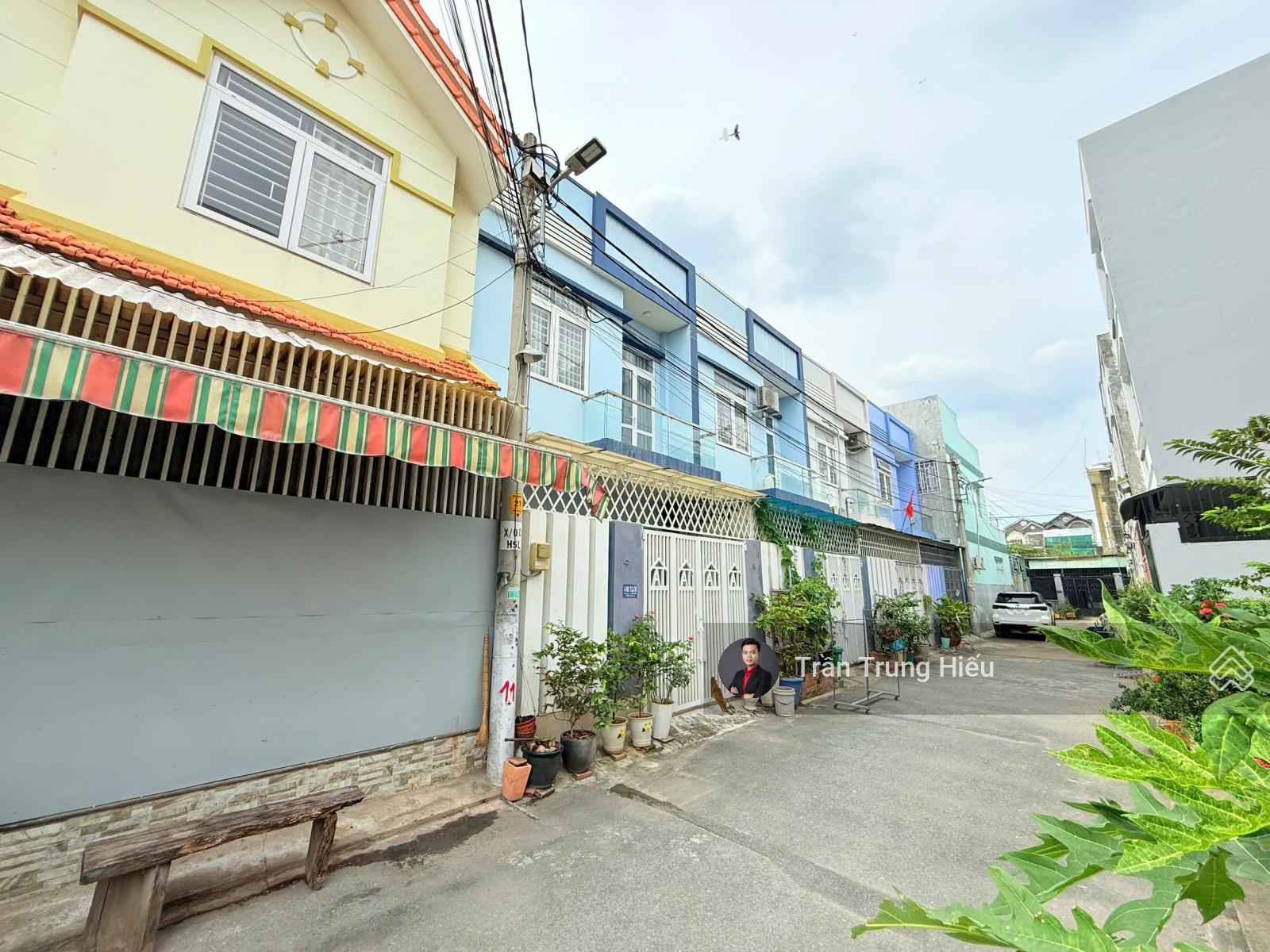 Bán nhà sẵn kết cấu 2 tầng - chỉ 71tr/m hẻm 6m, ngang 6.5 - Đường Lò Lu - Hàng Xóm chung cư Elysian