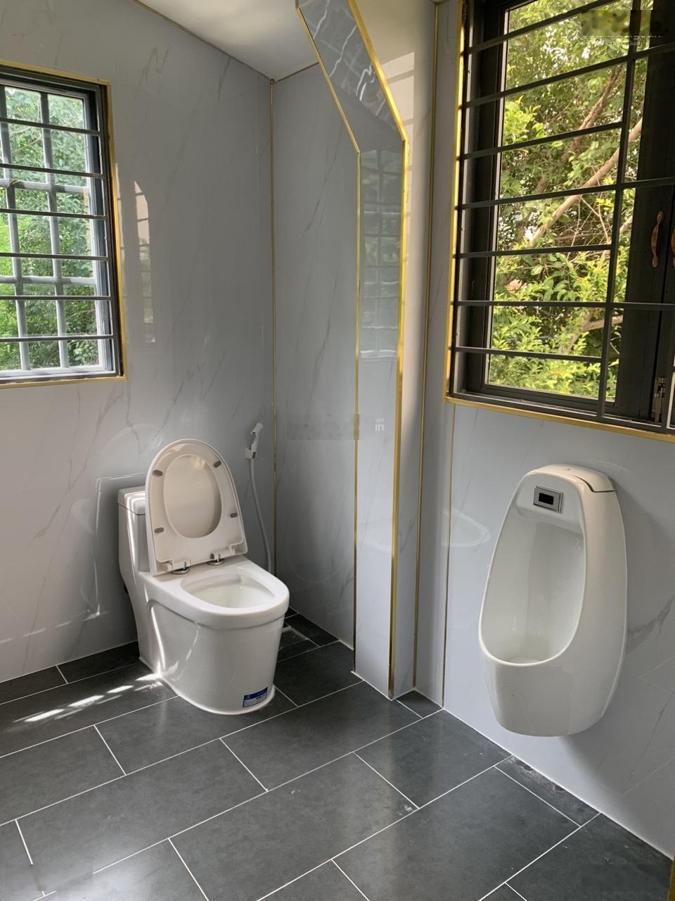 Bán nhà xưởng 15x35m đầy đủ công năng, văn phòng, cẩu trục, giá 11 tỷ, mặt tiền QL51, Kim Dinh BR