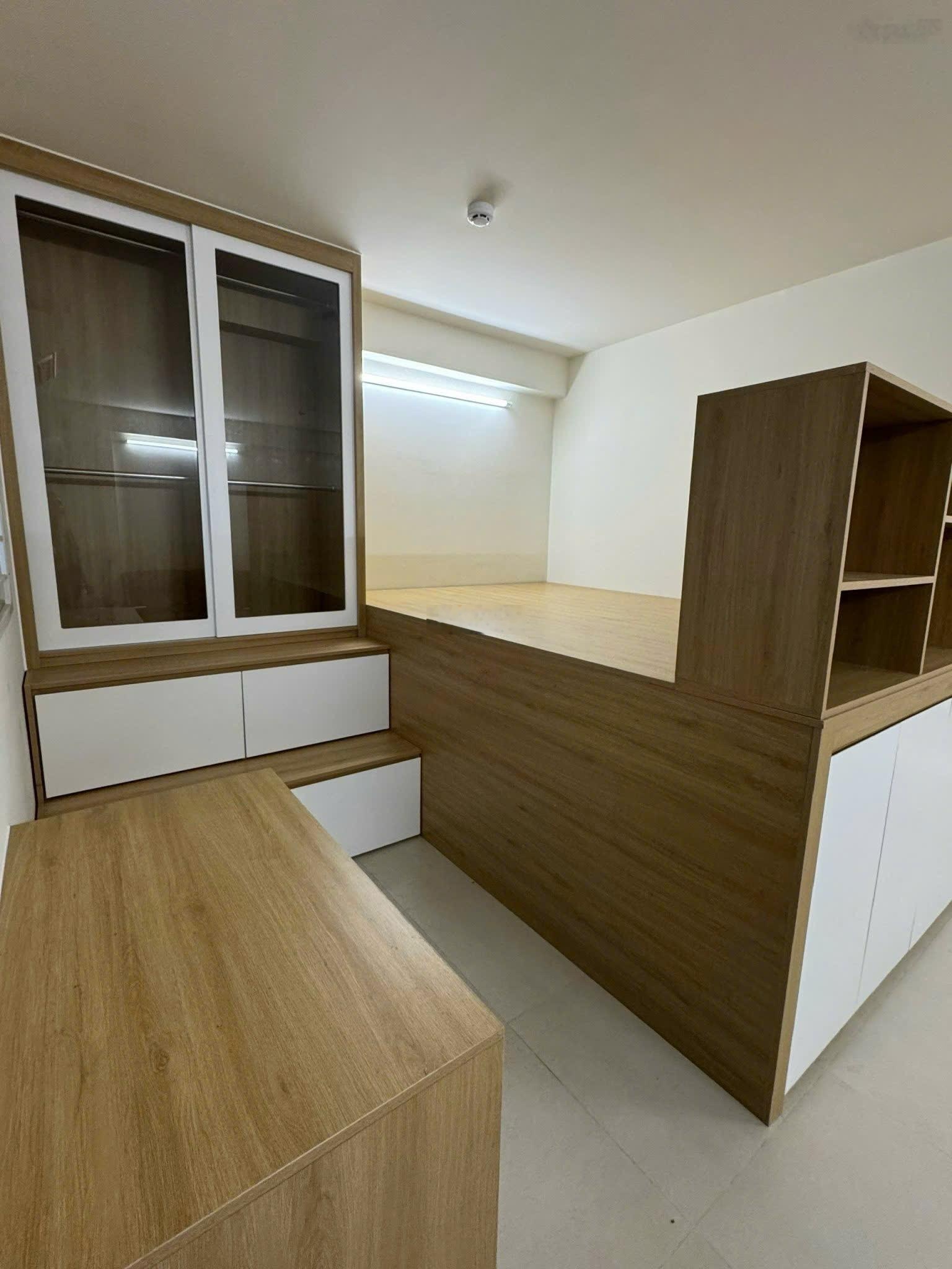 Cho thuê căn hộ EhomeS Block C 40m2 mới bàn giao, full nội thất 6.5triệu, ở liền ngay được