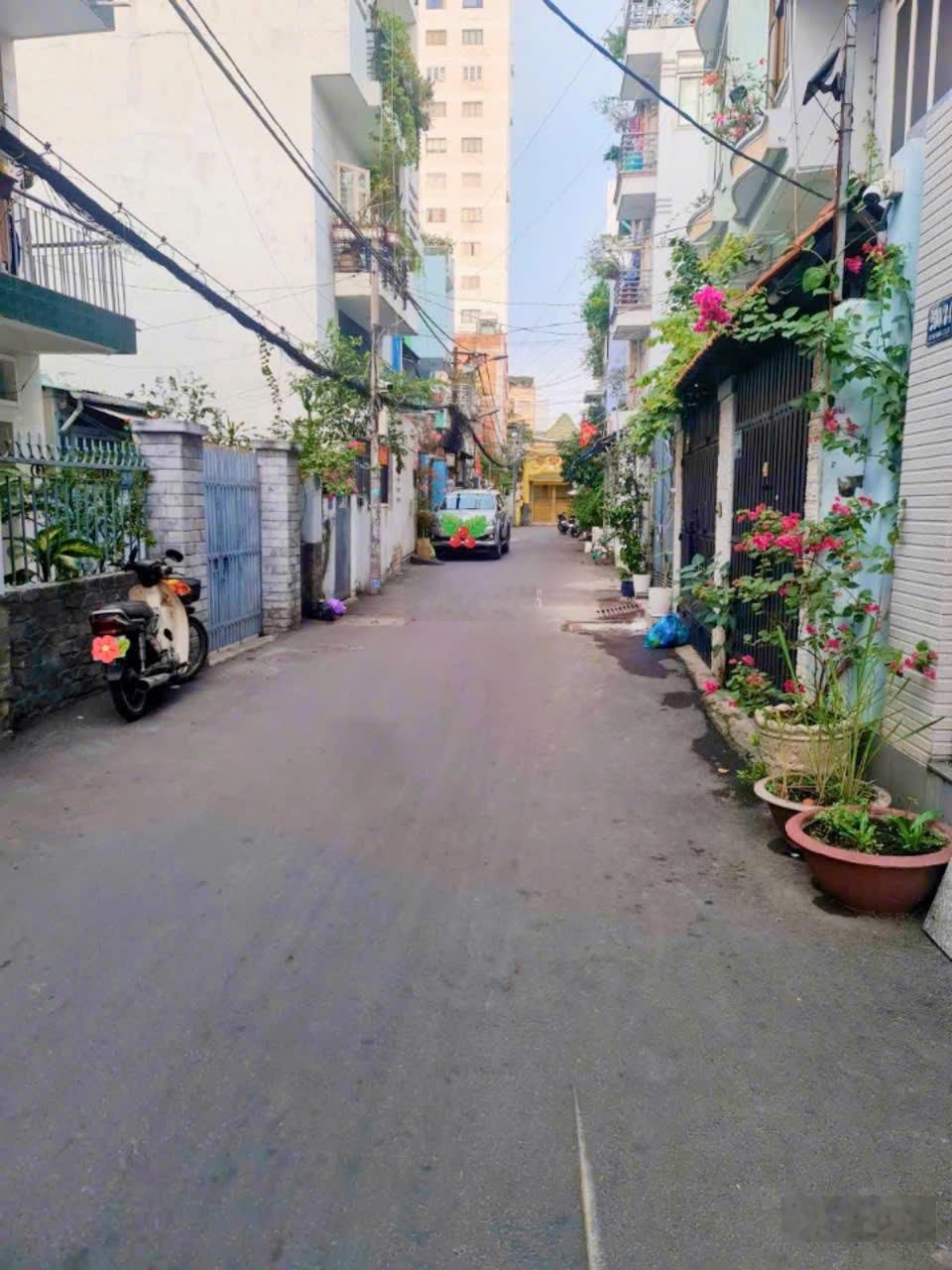 Bán nhà Bùi Hữu Nghĩa, Phường 2, Quận Bình Thạnh. Liên hệ 0903070684