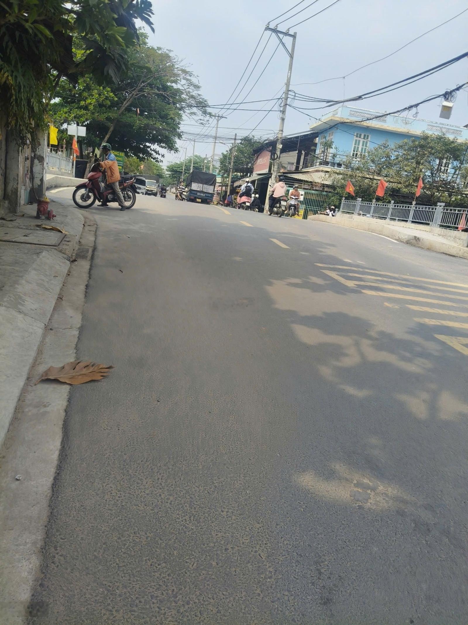 Bán nhà 2 tầng MT đường AN PHÚ ĐÔNG 9, phường AN PHÚ ĐÔNG, Q12, dt 159m(6x25).Đường 20m