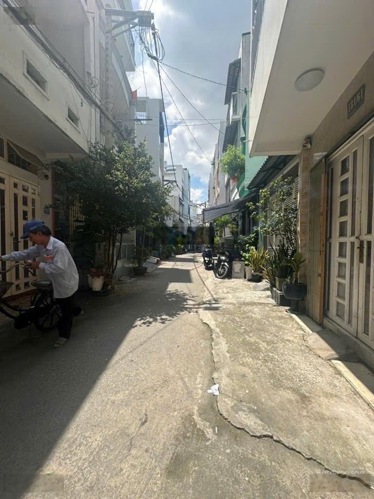 Nhà trệt lầu Nguyễn Văn Đậu, P5, Bình Thạnh, 52m2 giá còn tl