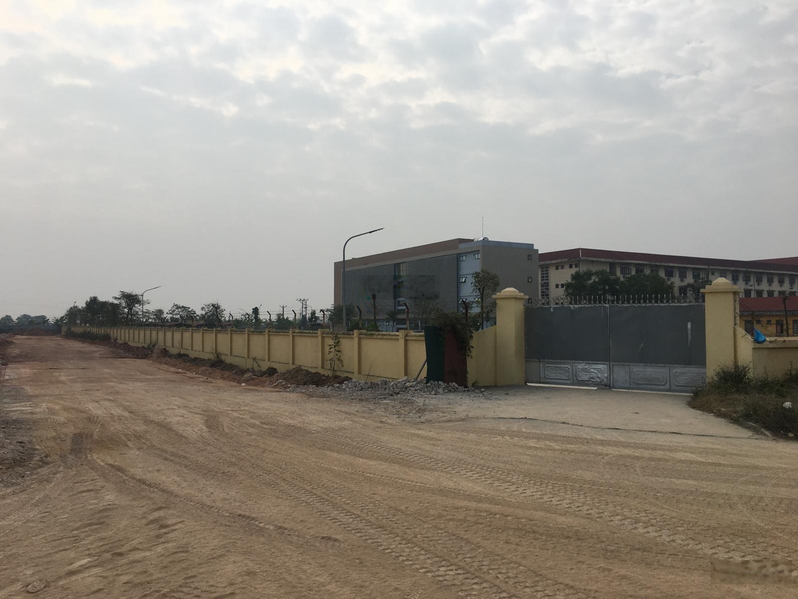 Bán lô đất nhìn trường THPT Yên Phong sổ đỏ chính chủ 3,3 tỷ