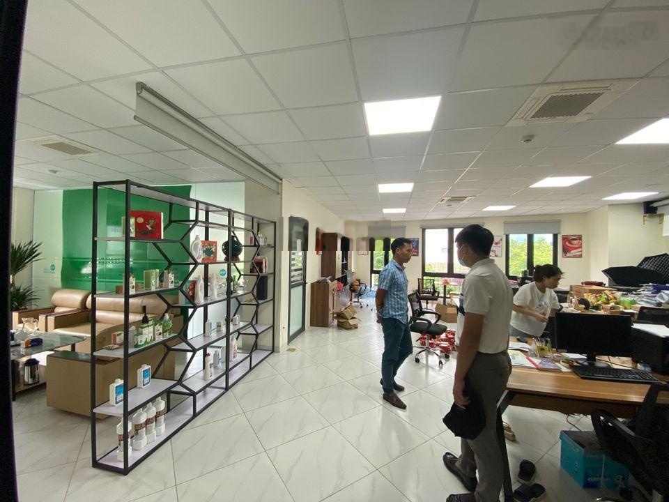 CHO THUÊ VĂN PHÒNG TRUNG VĂN 120m² giá chỉ 17 triệu vào được ngay