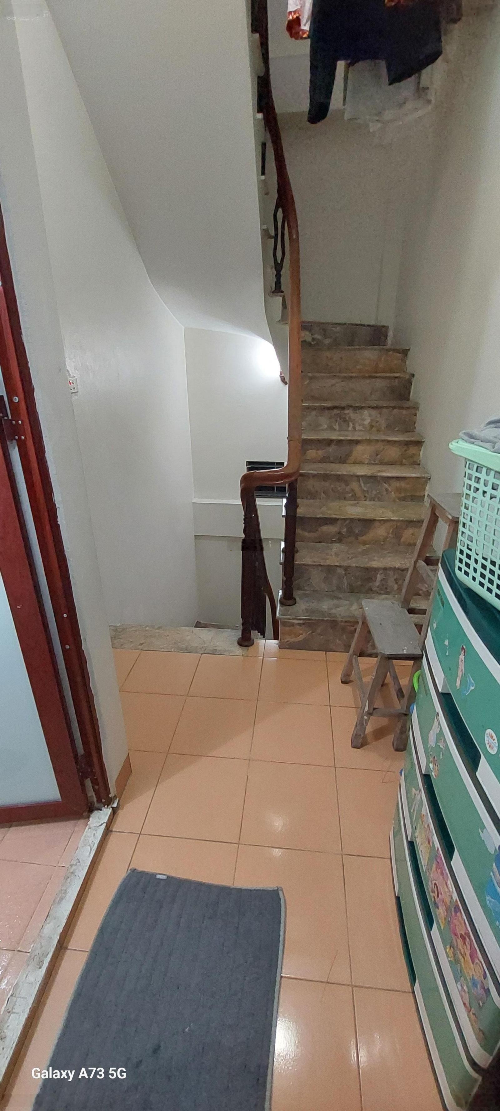 Bán nhà 4 tầng Mai dịch, Cầu giấy DT 35m2, nhỉnh 9 tỷ