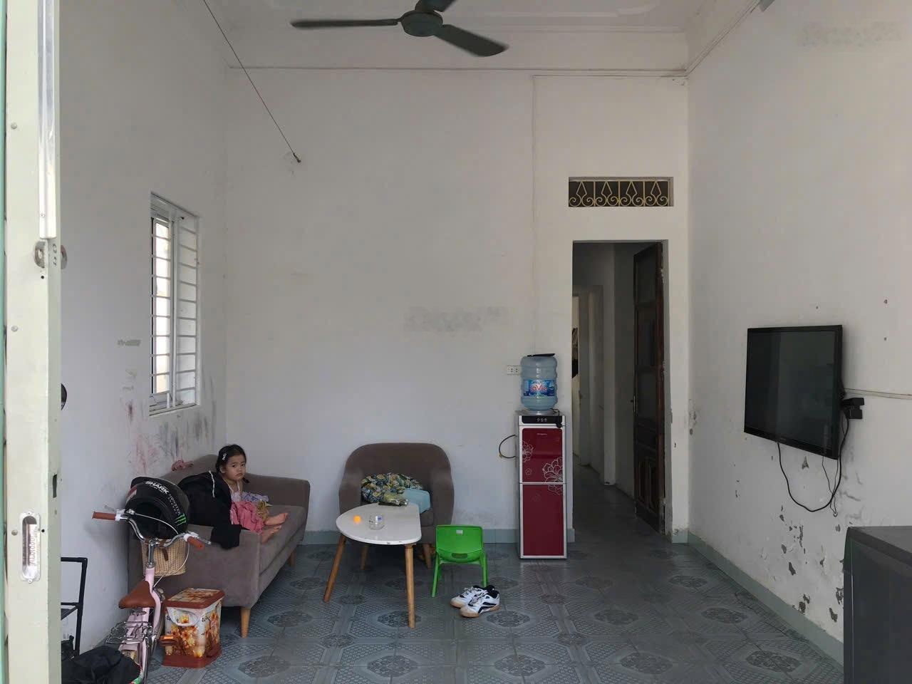 Nhà 3 tầng mặt phố lê trọng tấn - đối diện parkcity