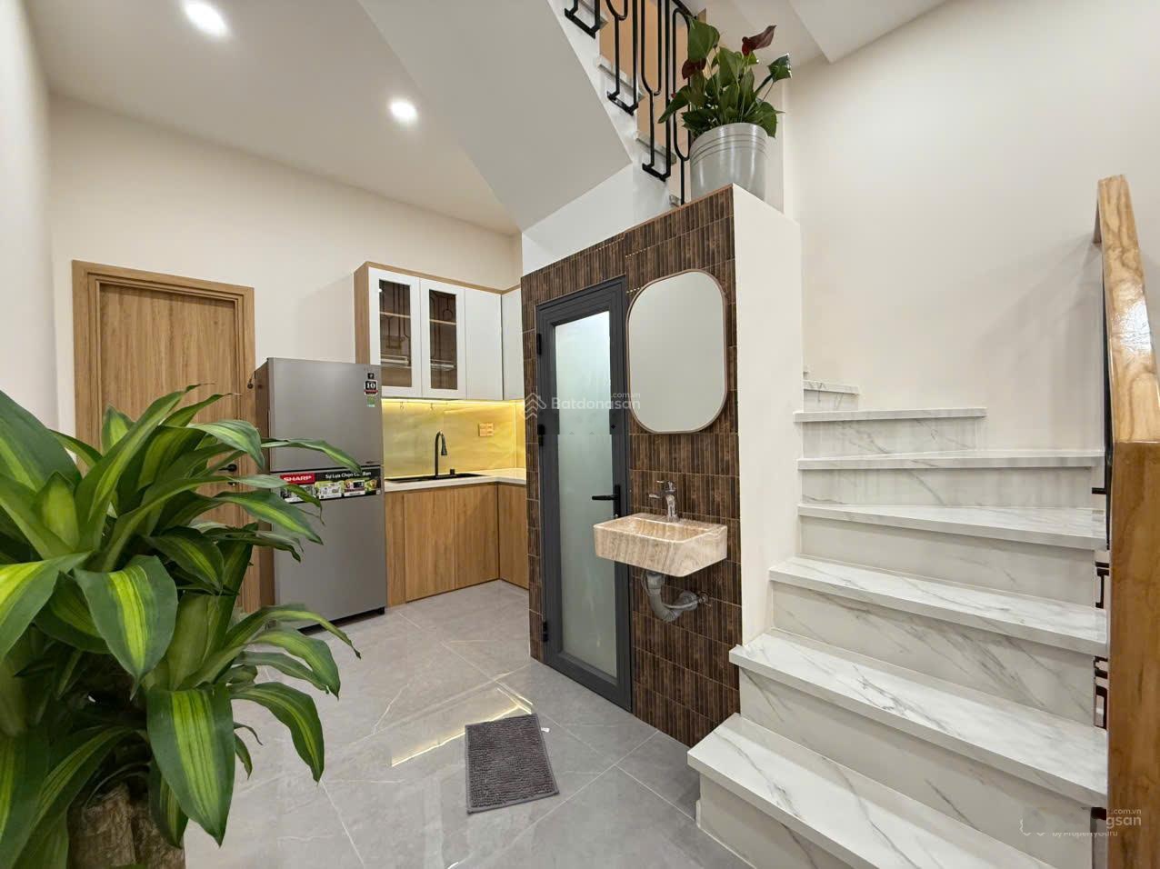 Nhà Trệt 1 lầu mới ở ngay 3m5x14m Hẻm 1/ Phan Văn Trị P7 Gò Vấp-Giáp Bình Thạnh.