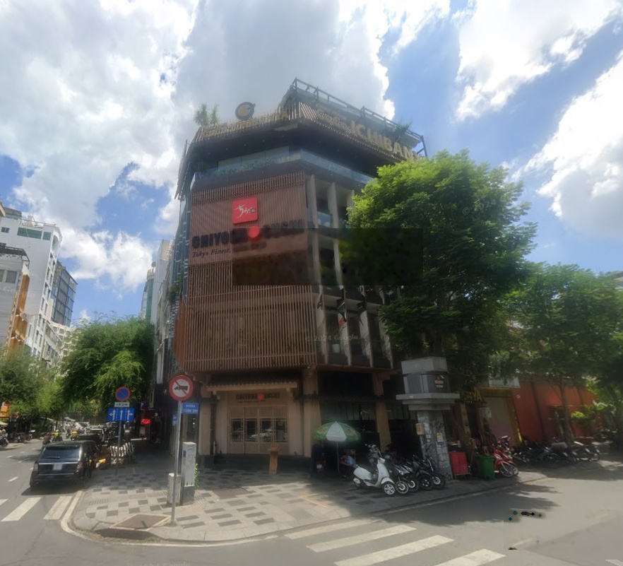 Bán nhà góc 2 MT Lê Thánh Tôn - Trương Định Q1, DT 8.2x18m CN 152m2 KC 6 tầng giá 350 tỷ