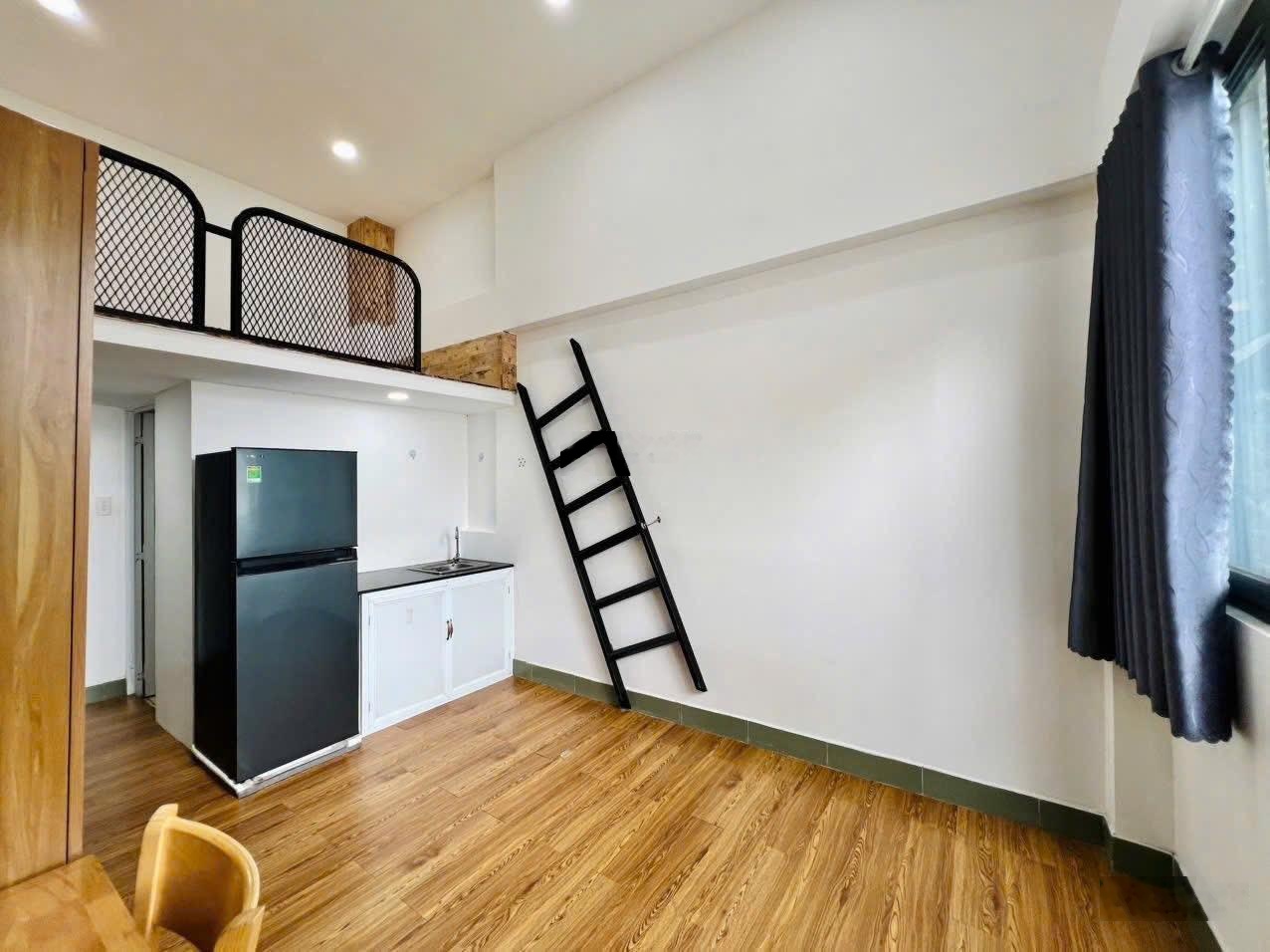 4.000.000 duplex cửa sổ trời siêu thoáng, hỗ trợ giữ phòng qua tết