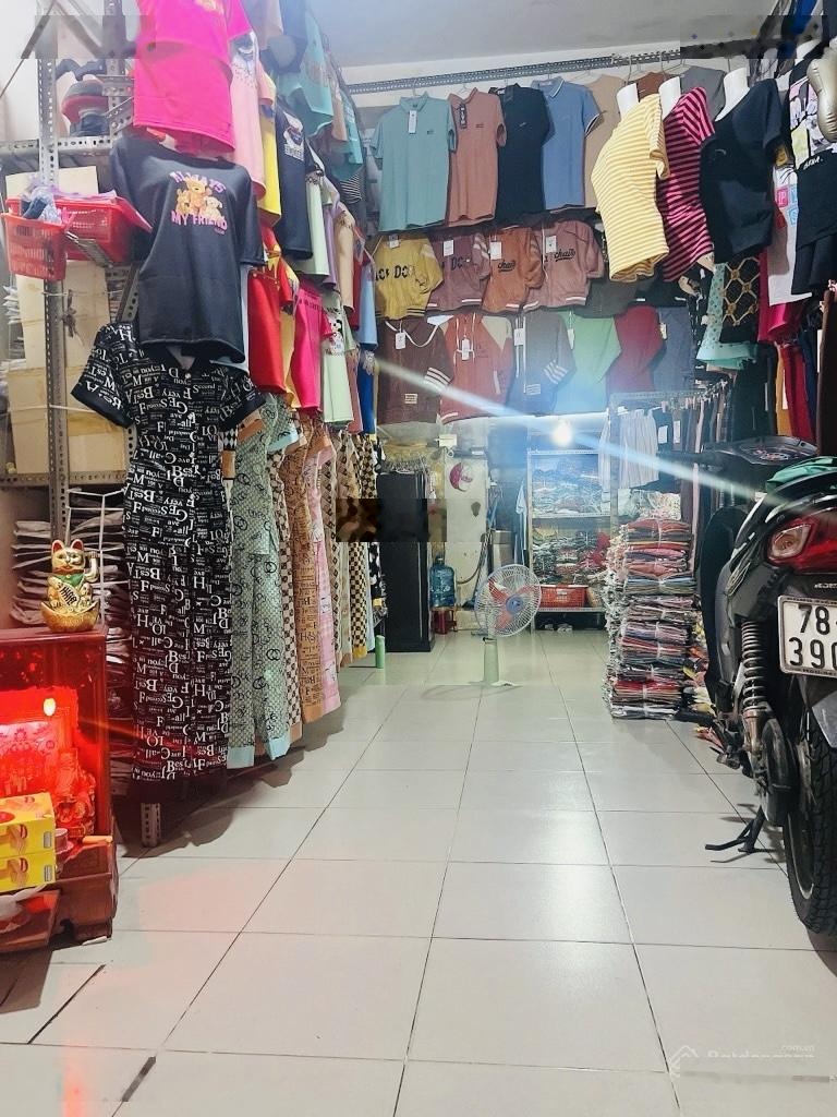 Bán gấp shop house vị trí kinh doanh siêu đỉnh chợ Vải Tân Bình, chỉ hơn 2 tỷ