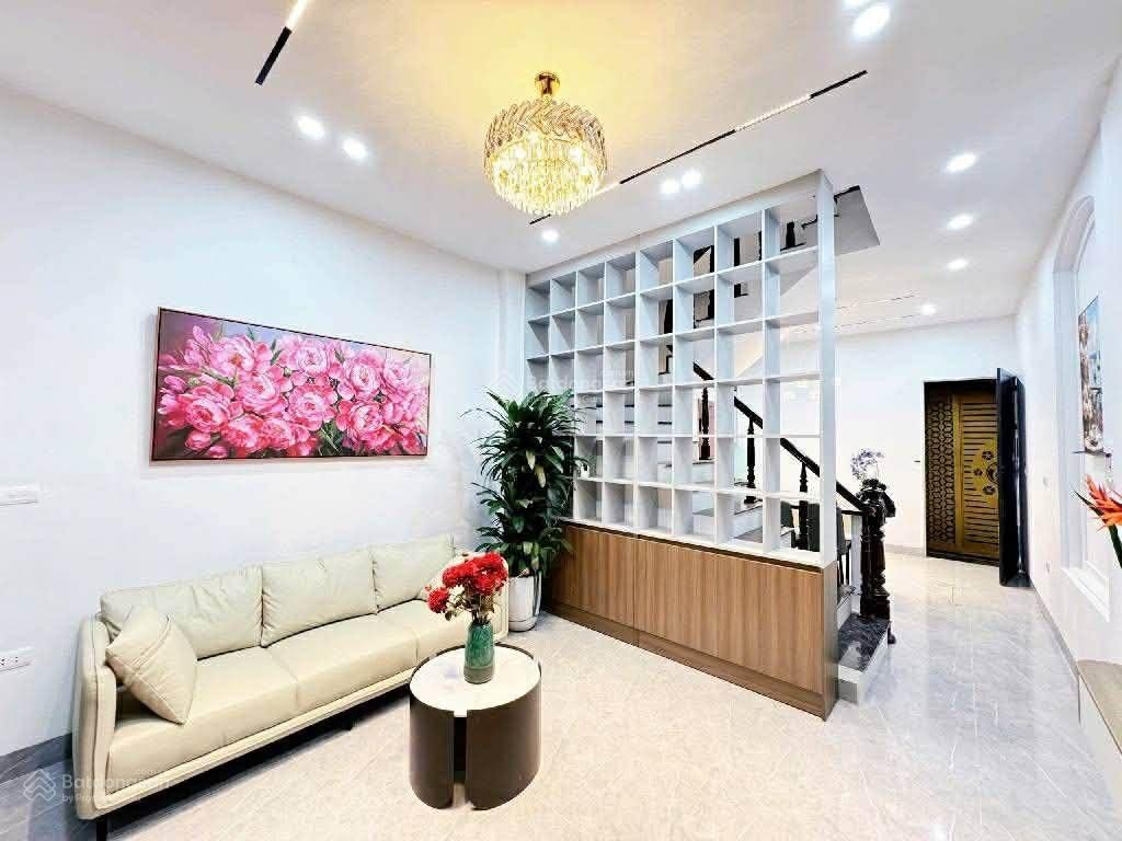 Bán nhà riêng tại Mai Động, 7 tỷ, 35 m2, view đẹp, giá tốt