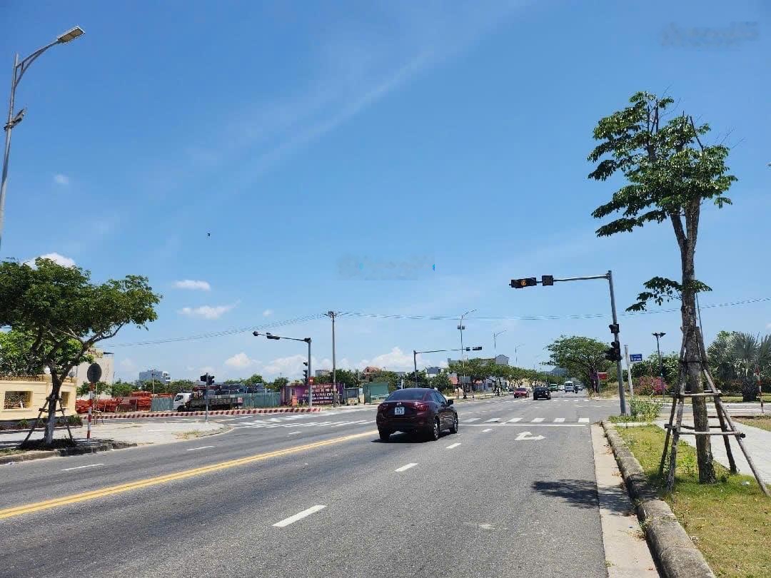 Bán Đất Biển Mặt Tiền Đông Hải 5 - 100m2 - Gần Resort Marriott - Giá Đầu Tư 5,8 Tỷ