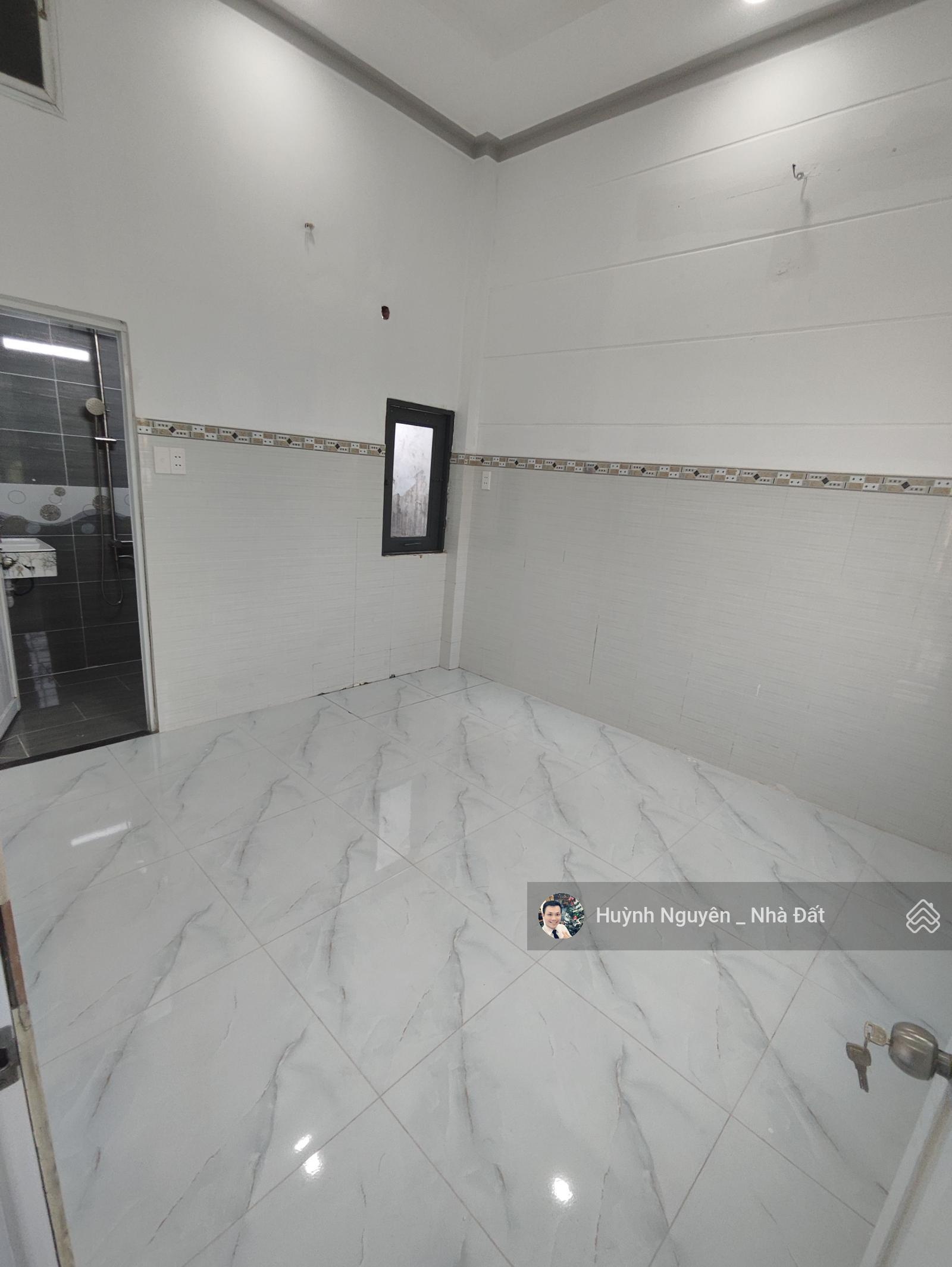 Chủ ngộp bank cần bán gấp nhà - Tân Hiệp 14 - Hóc Môn - DT 5x17m - 4.35 tỷ