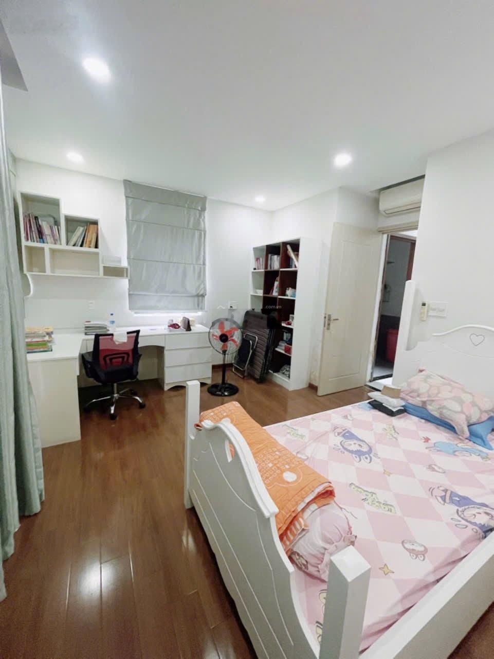 Bán nhà 7x20m Liên Phường, full nội thất giá rẻ nhất đường 16m hạ tầngg đẹp