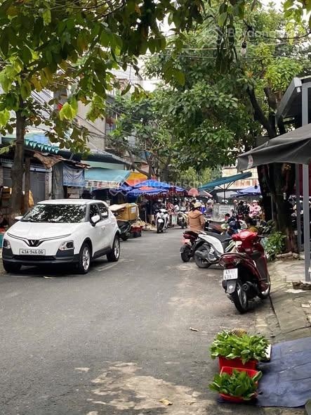 Bán đất MT chợ Đào Doãn Địch - cạnh bến xe trung tâm, gần phố ẩm thực Nguyễn Huy Tưởng