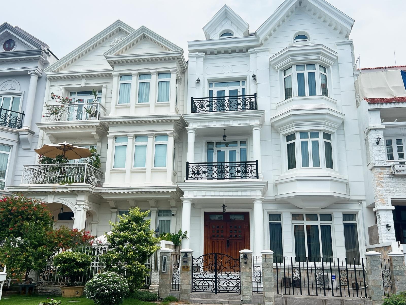 Bán nhà biệt thự Nam Đô,Phú Mỹ Hưng,phường Tân Phú,quận 7, giá :41,5 tỷ,sổ hồng0903775178