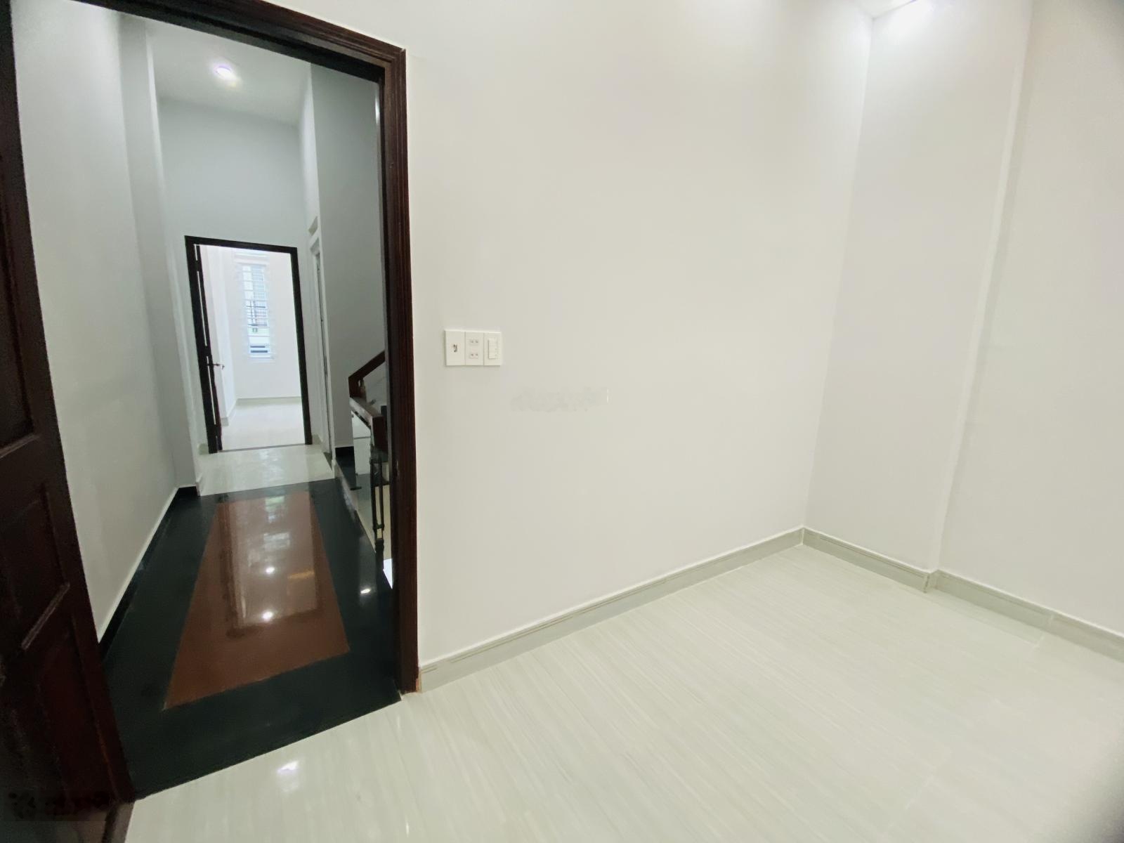 Nhà 4 tầng vị trí đẹp, hẻm xe tải 1 trục 6m nguyễn văn khối ngay công viên làng hoa, nhỉnh 8 tỷ