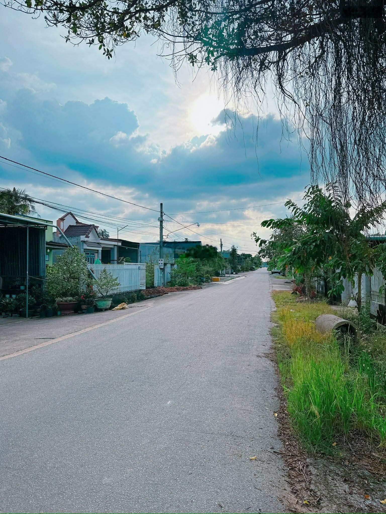 Chính chủ cần bán đất mặt tiền Hàm Nghi, TT Võ Xu, Đức Linh, Bình Thuận