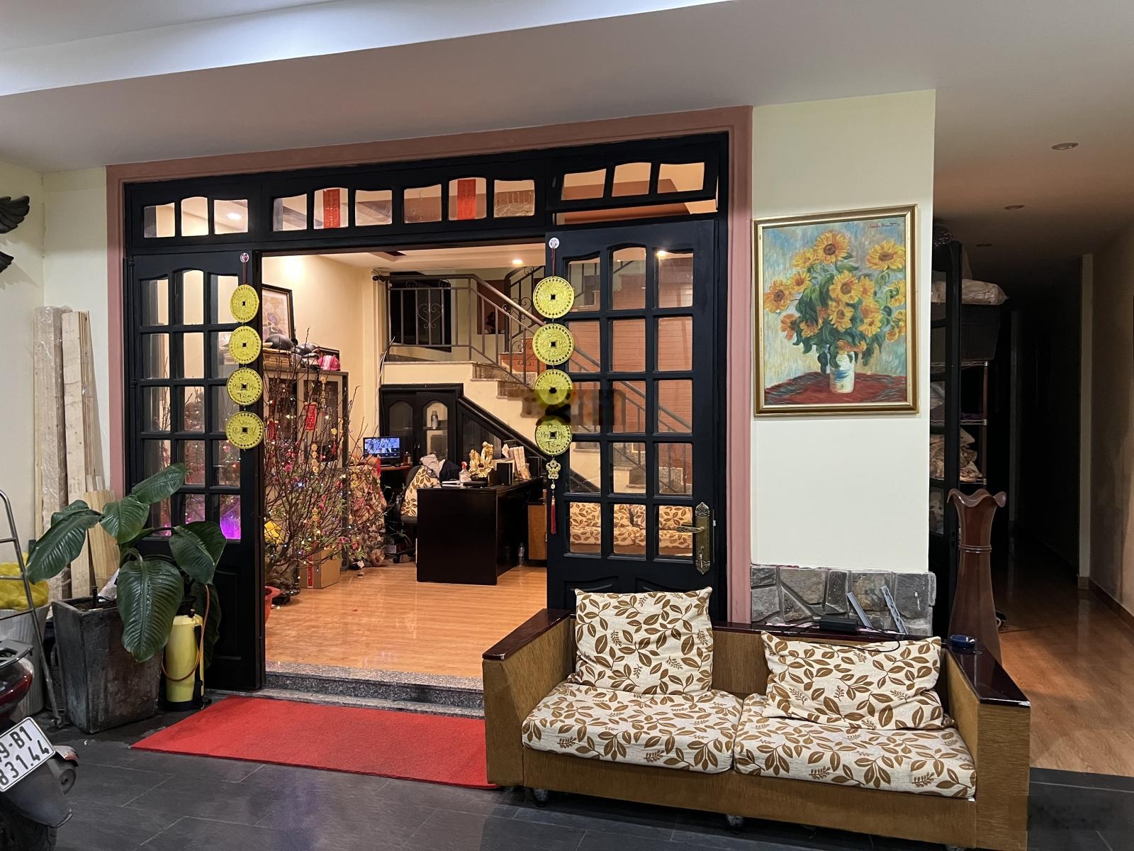 Bán condotel 67/28 Hải Thượng, P5, Đà Lạt, 25 tỷ, 200m2, giá ưu đãi