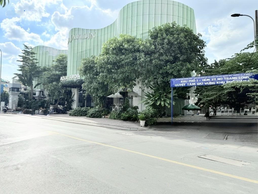 Nhà 2 Tầng _ Hẻm Xe Hơi_ Sát Chu Văn An_ Bình Thạnh, 54m2 3 Phòng Ngủ lớn