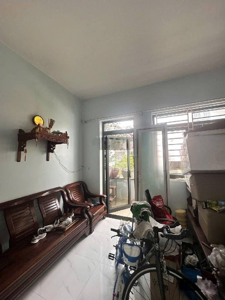 Nhà 3 tầng dân xây. hẻm xe hơi 6m dương đình hội, 3pn .khu dân trí