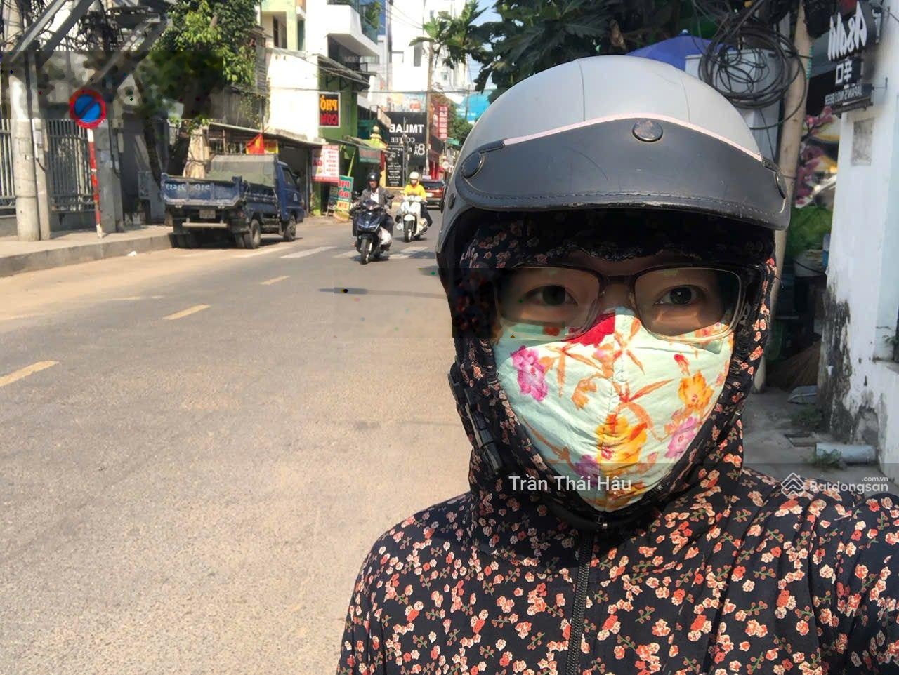 Bình Thạnh, sát quận 1, nhà mới sát hẻm xe hơi, chỉ nhỉnh 5