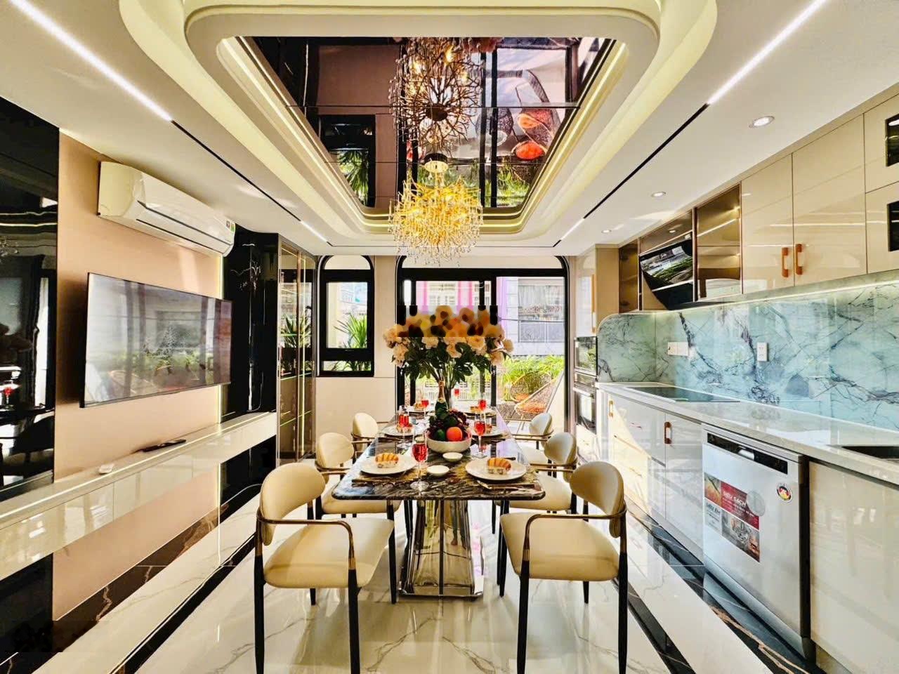 Nhà mới xây cần bán nhanh trong tết Nguyễn Văn Công P3 Gò Vấp,Giá:5,9 tỷ. DT:70m2 4PN sổ hồng riêng