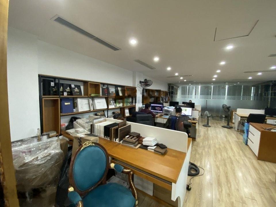 Cho thuê văn phòng 120m2 giá chỉ 18 triệu/tháng tại nguyễn xiển