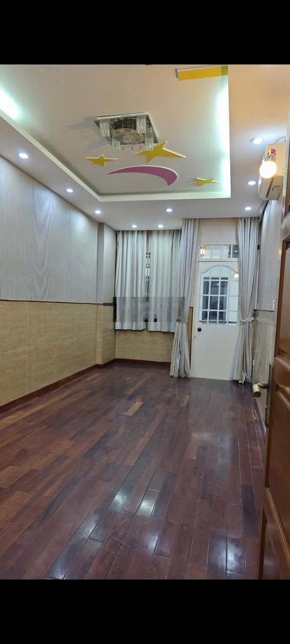 Bán nhà hẻm 4m cao thắng p3 quận 3 dt 3.1m x 10.5m (30m2) 5 tầng giá 8.5 tỷ thương lượng