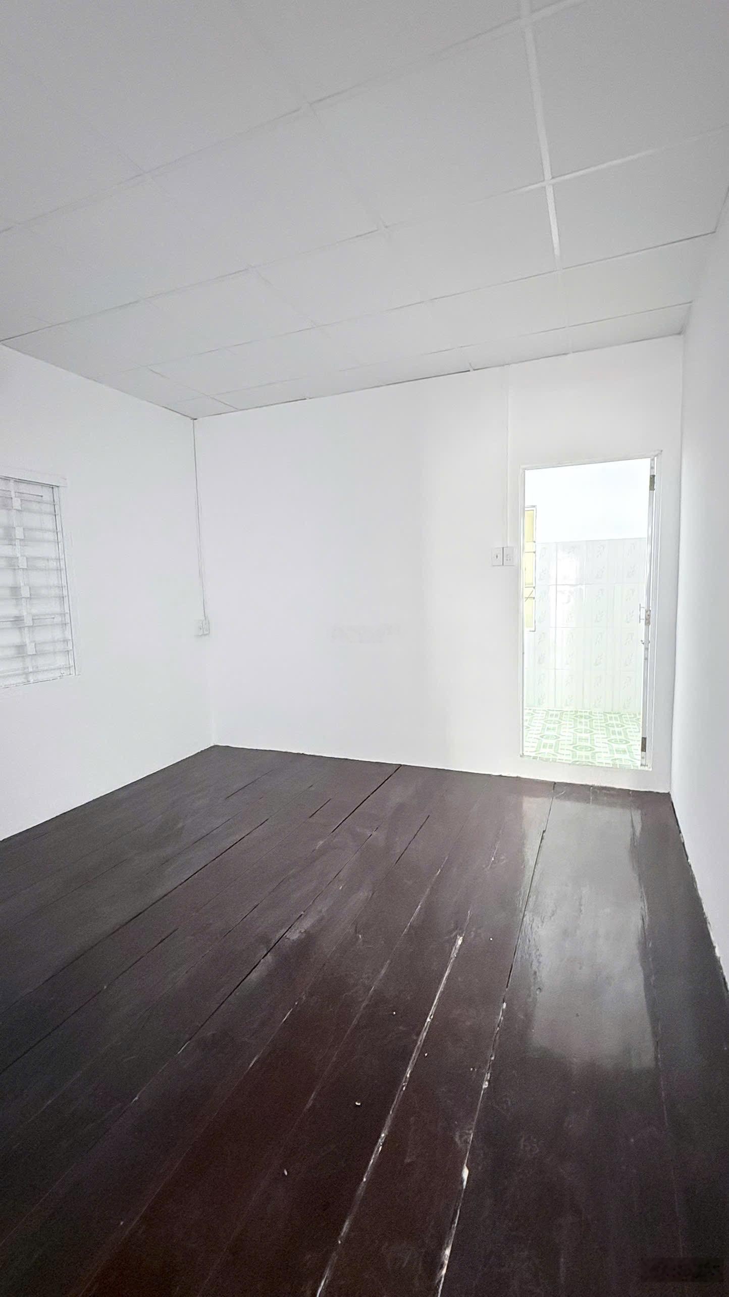 Bán nhà trung tâm Nha Trang đường ô tô Phước Tân giá tốt 5,5 tỷ