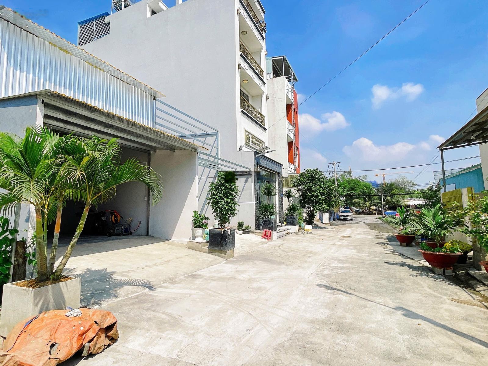 Bán đất gần ngã tư Nguyễn Bình và Lê Văn Lương, 80m2, sổ riêng, xây tự do, 3.95 tỷ