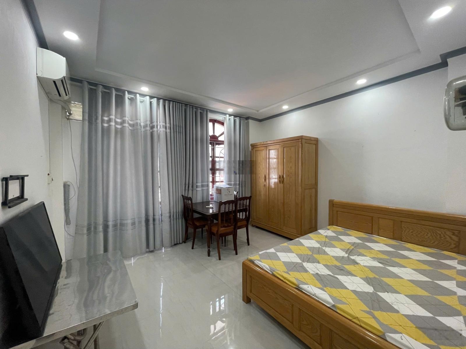 Bán nhà 4 Tầng hẻm ô tô đường Đinh Tiên Hoàng - Tp Nha Trang - Cách biển chỉ 300m