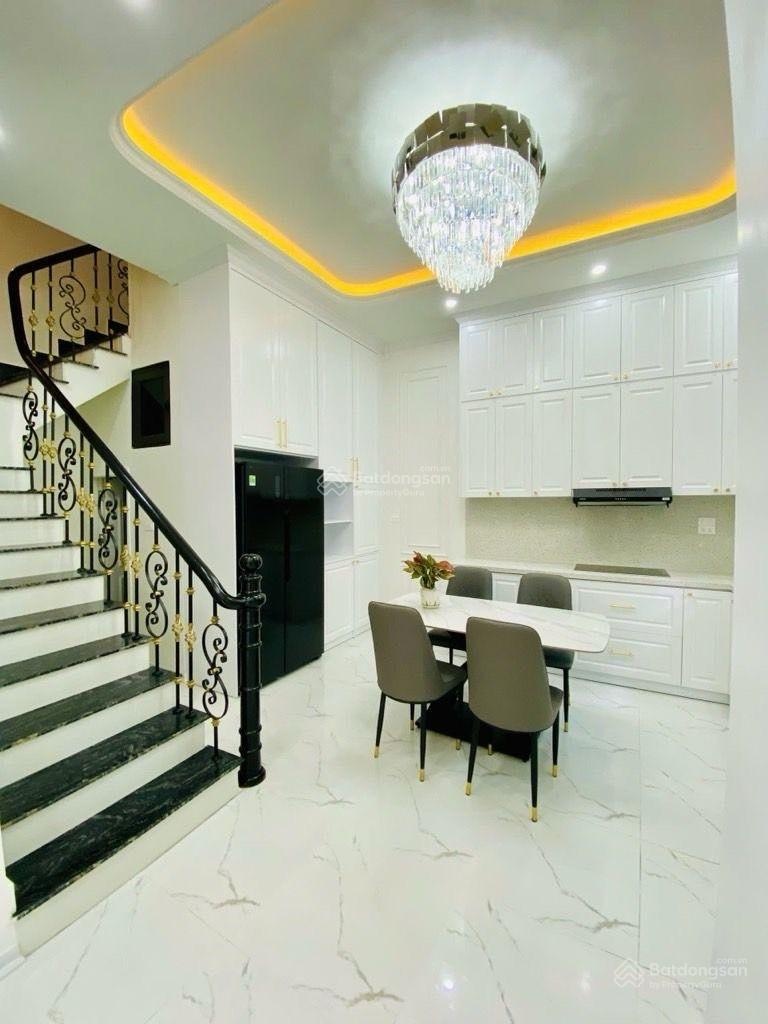 Siêu Phẩm - 70m - Lô Góc - Nhà Đẹp Thiết Kế Tân Cô Điển - Đầu tư vào vẻ đẹp không bao giờ lỗi thời.