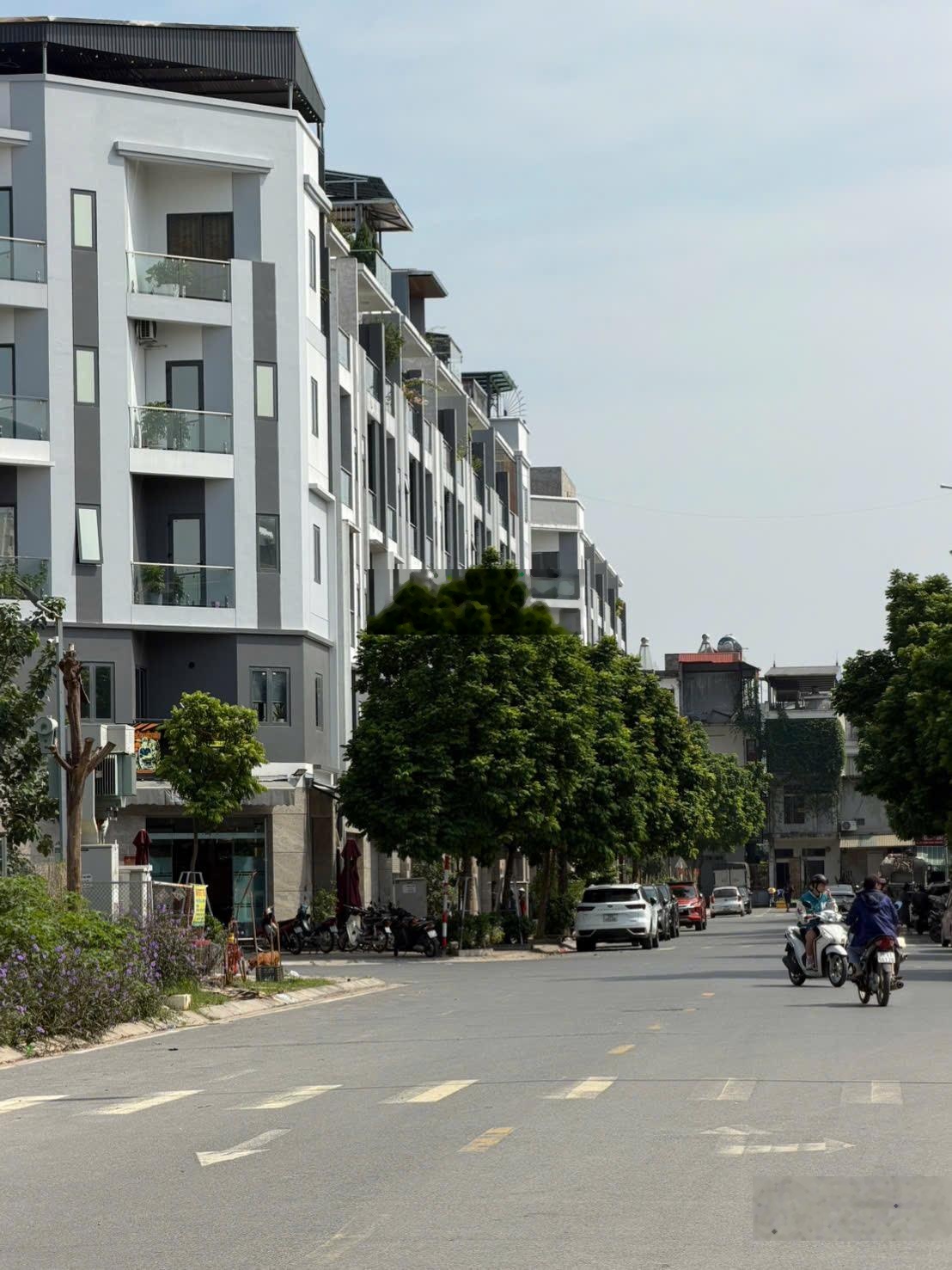 Thượng Thanh - Mặt ngõ kinh doanh - ô tô thông - cạnh trường- chợ - 52m2 giá 10,35 tỷ lh 0961206995